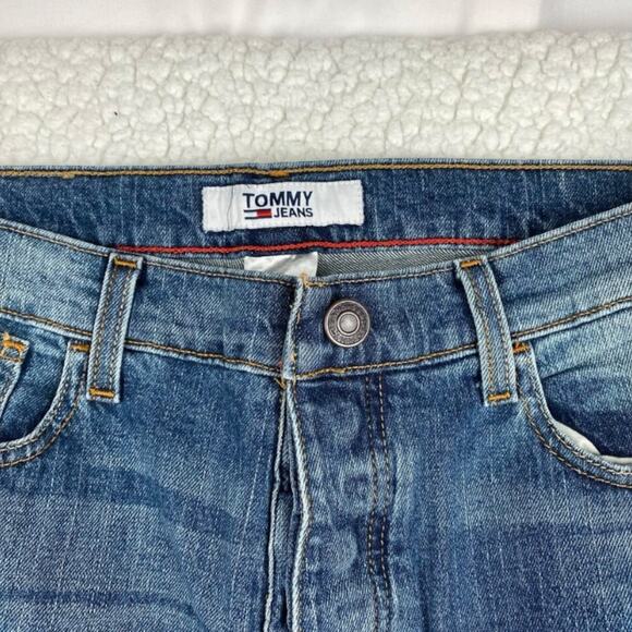 Tommy Hilfiger Women’s Adaptive Relaxed Magnetic Jeans Blue Denim, Size 33Wx32L - Picture 5 of 9